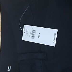 NWT - Old Navy Pixie Chico Petite Short Black Pants - Size 2P